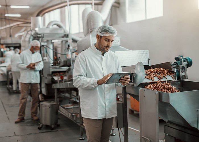 Top 5 Industries That Rely on Food Ingredient Blending